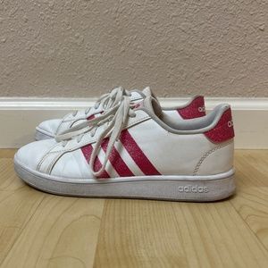 Adidas Grand Court shoes